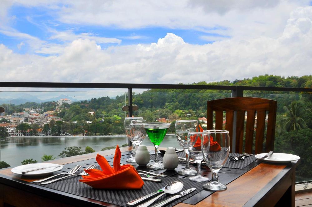 oak ray heritage hotel