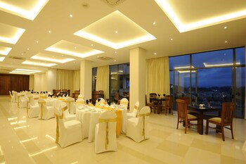 oak ray heritage hotel