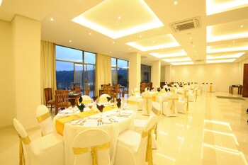 oak ray heritage hotel