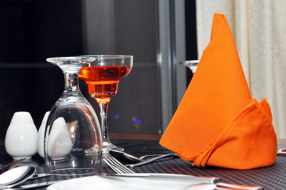 oak ray heritage hotel