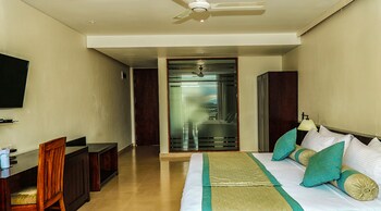 oak ray heritage hotel