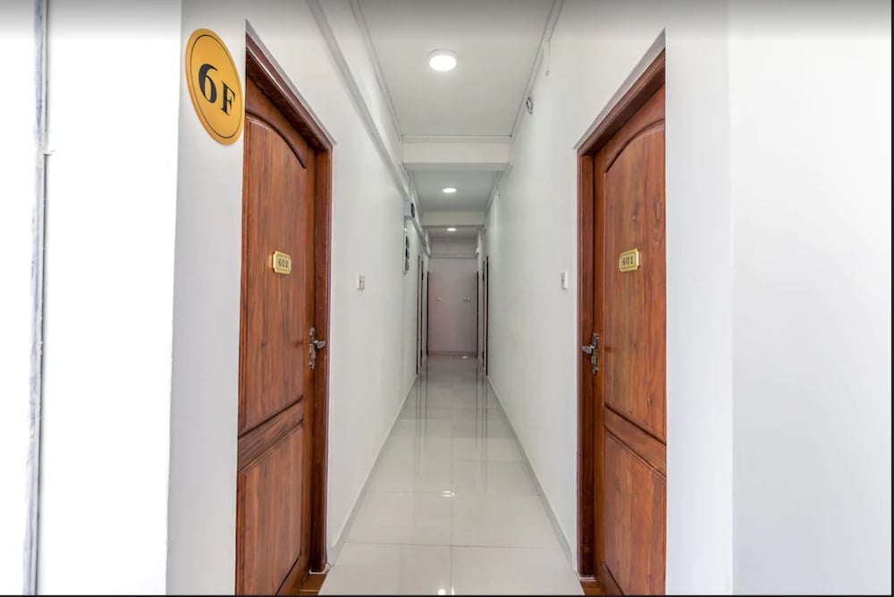 metro port city hotel