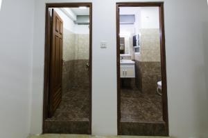 metro port city hotel