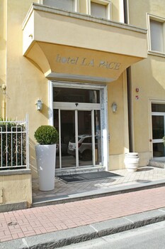 hotel la pace