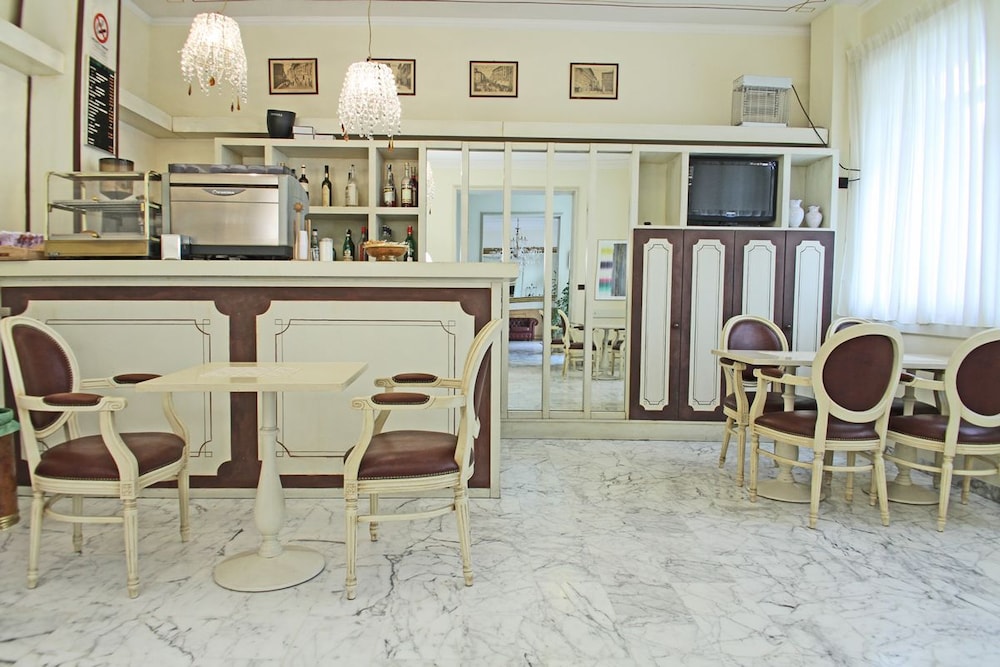 hotel la pace