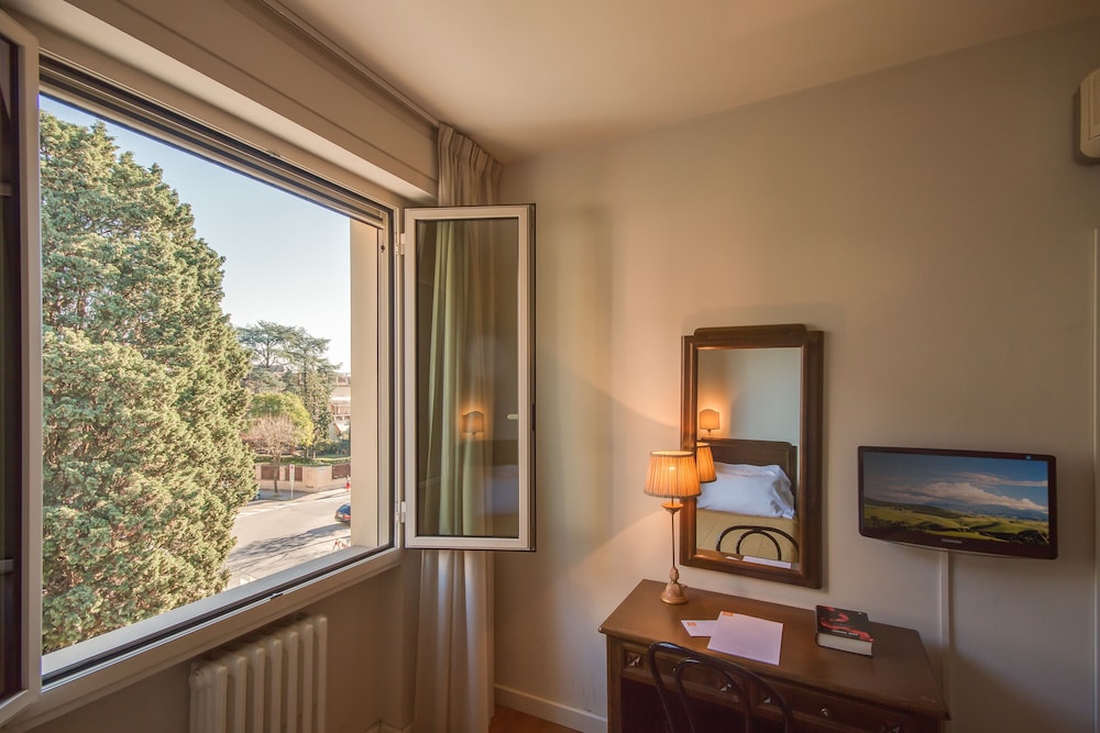hotel la pace