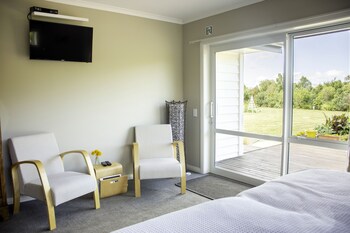 ribbonwood country house