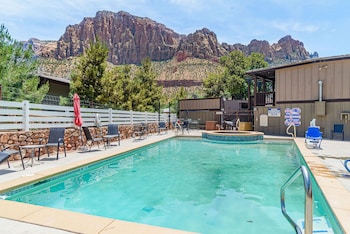 pioneer lodge zion national park springdale