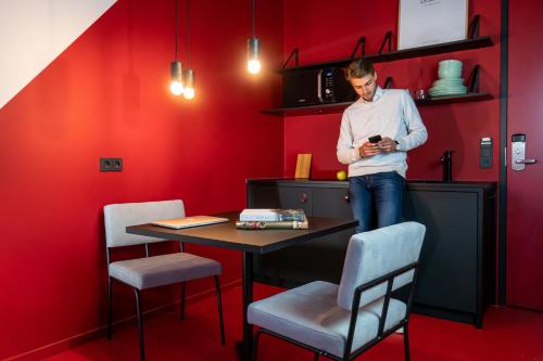 via amsterdam hostel