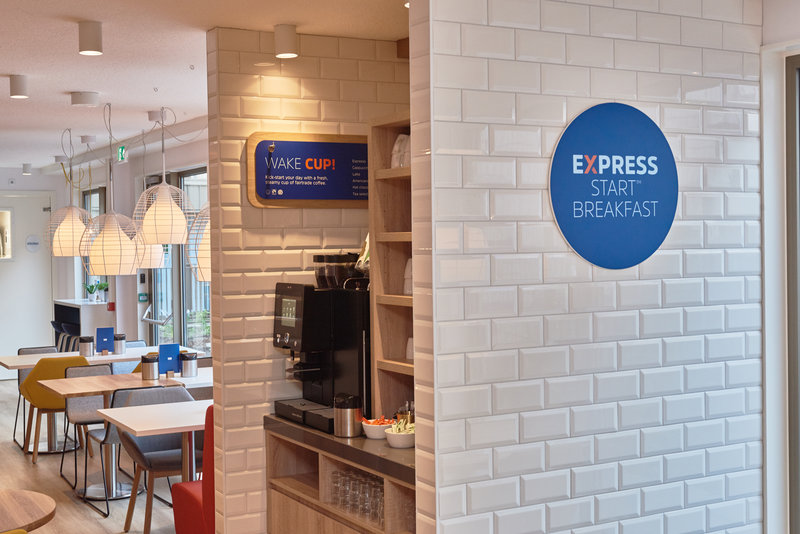 holiday inn express amsterdam city hall an ihg hotel