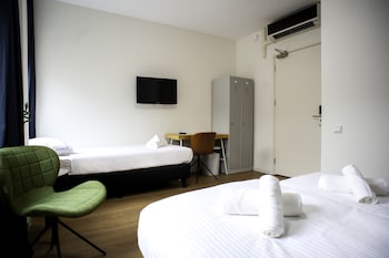 i hotel