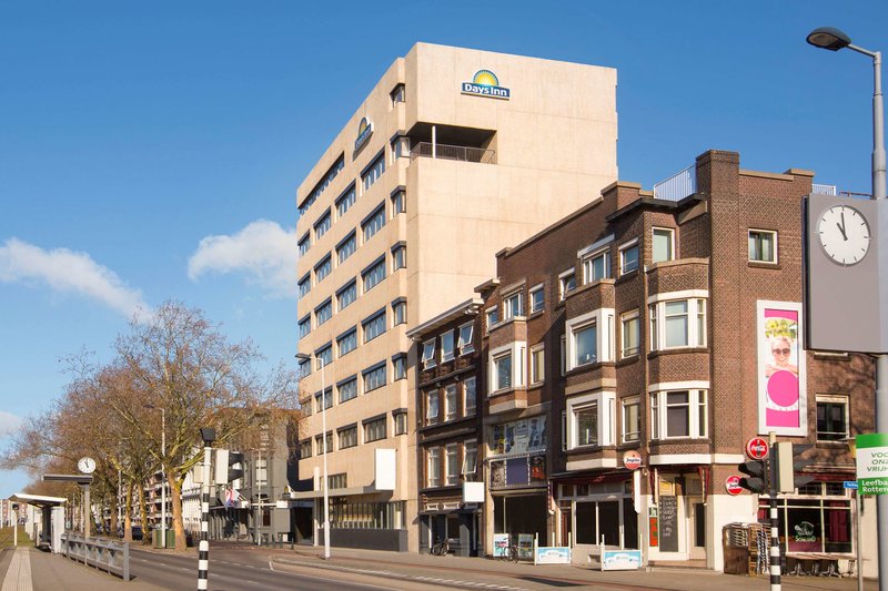 rotterdam teleport hotel