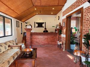 hotel himalayan villa pvt ltd