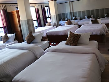 Hotel Crown,Tansen>>Lumbini,3 star