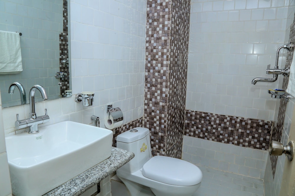 hotel himalayan oasis