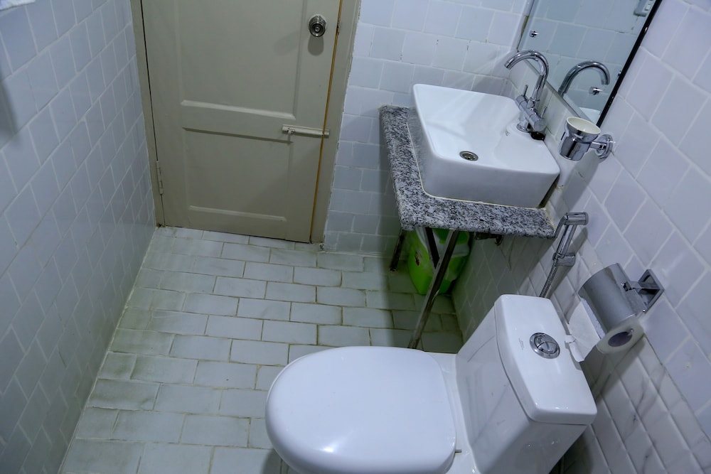 hotel himalayan oasis