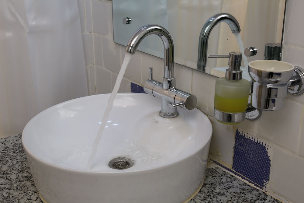 hotel himalayan oasis