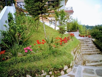 stupa resort nagarkot