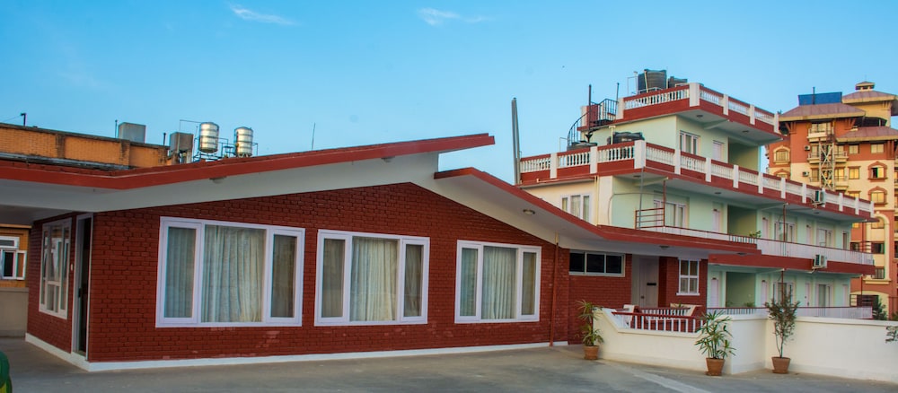 sampada garden resort