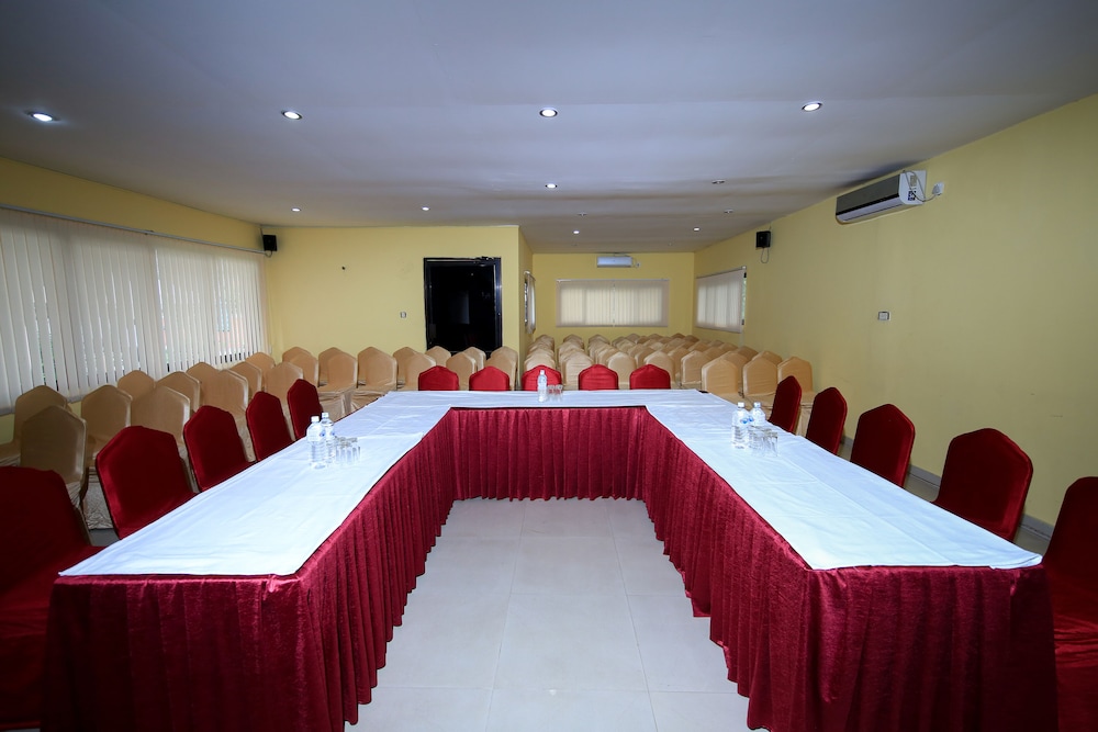 sampada garden resort