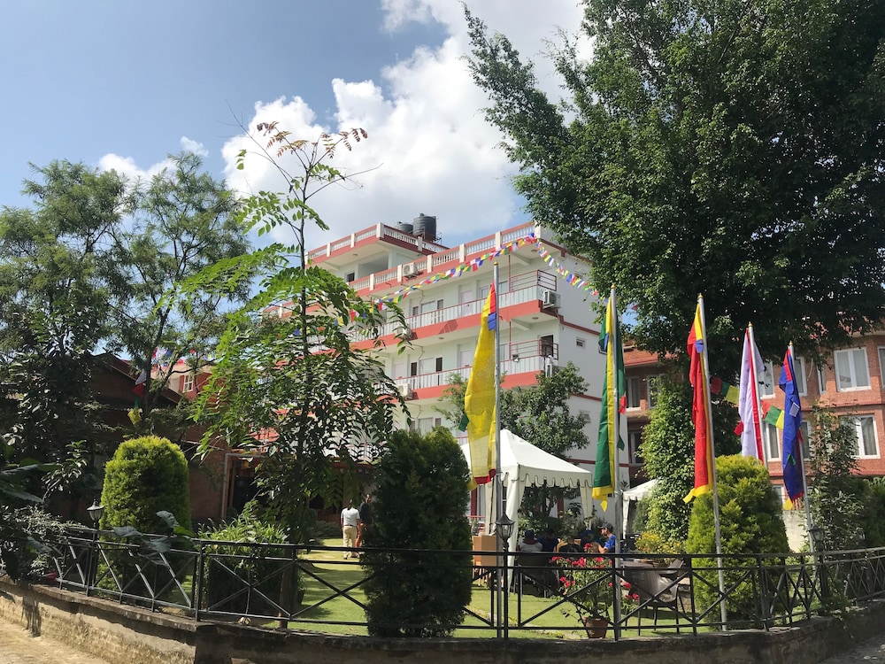 sampada garden resort