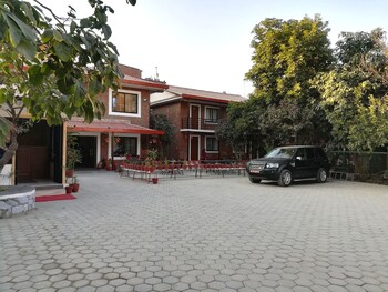 nepal cottage resort