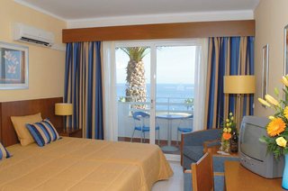 Rocamar Lido Resort,Near Ponta Da Oliveira,4 star