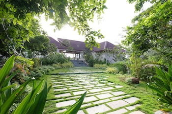 aprota villas arugambay