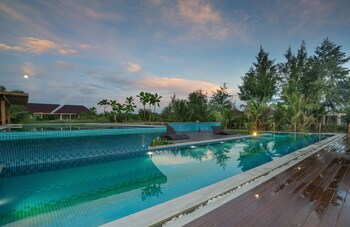 aprota villas arugambay