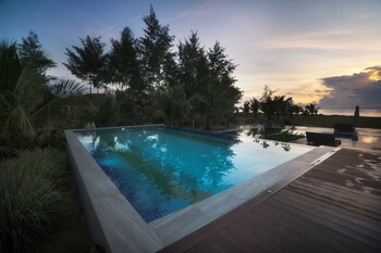 aprota villas arugambay