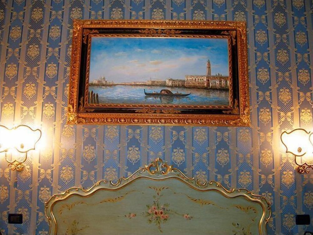 hotel noemi