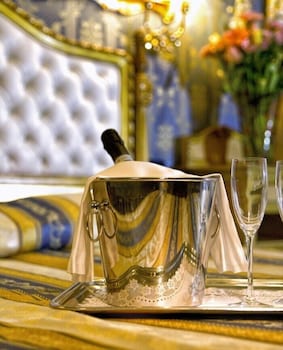 hotel noemi