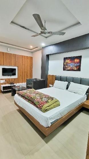 hotel jay deluxe