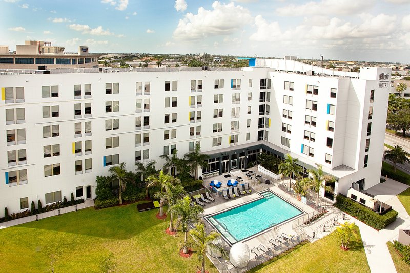 aloft miami doral