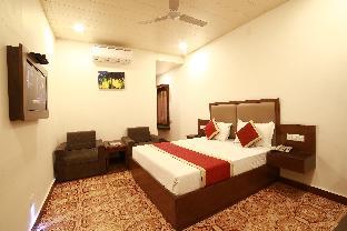 Hotel Banjara,Near Shankar Math,3 star