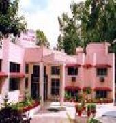 hotel sunset inn mount abu with swimming pool