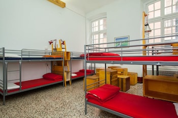 ostellin genova hostel