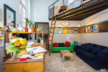 ostellin genova hostel