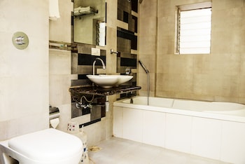 hotel elite continental airport road andheri