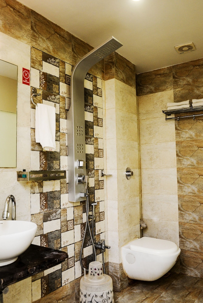 hotel elite continental airport road andheri