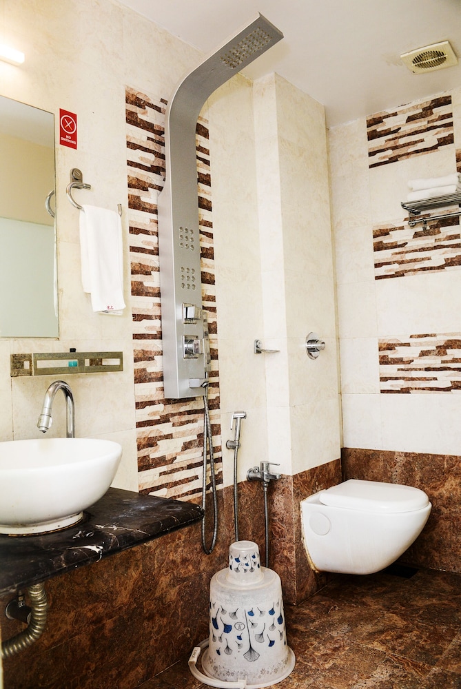 hotel elite continental airport road andheri