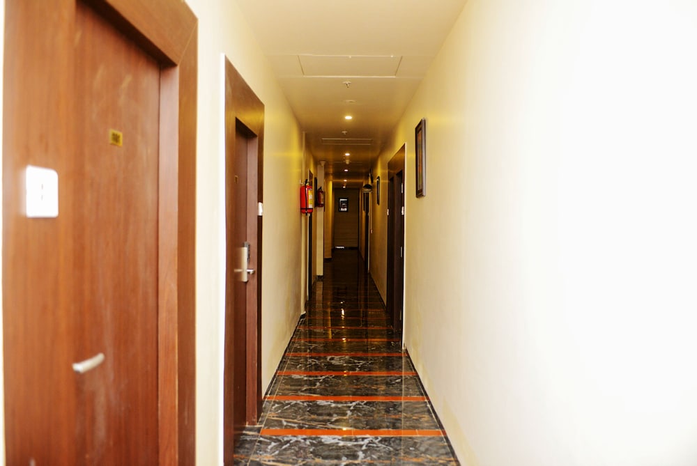 hotel elite continental airport road andheri
