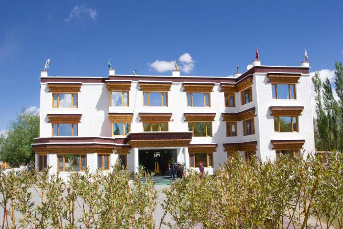 ratna hotel ladakh