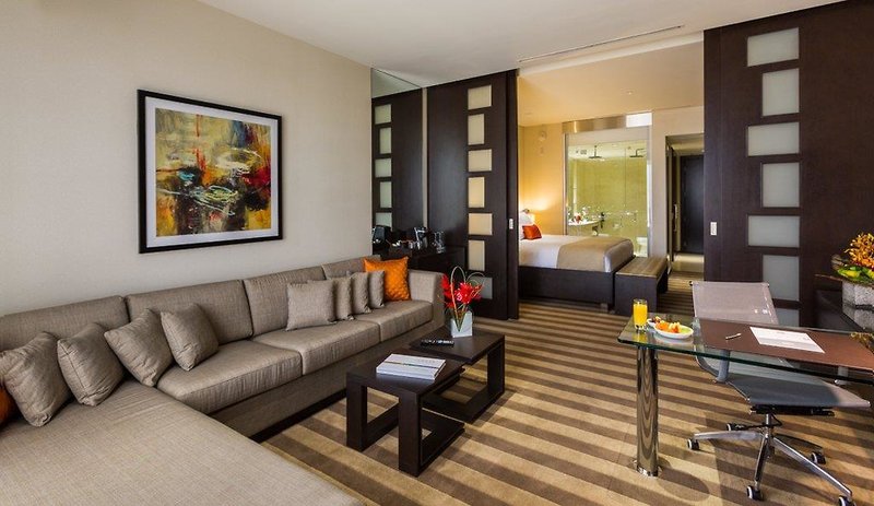 eb hotel miami