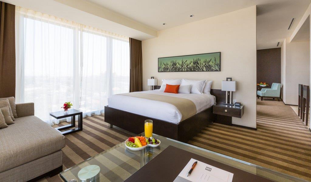 eb hotel miami