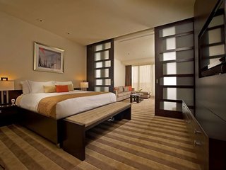 eb hotel miami