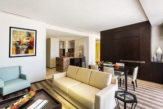 eb hotel miami