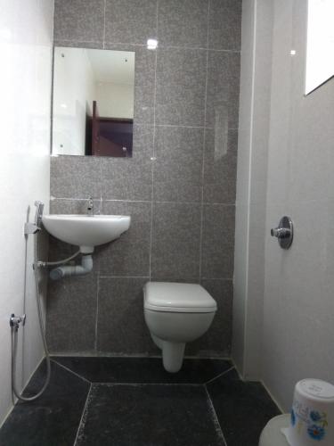 hotel aakash residency