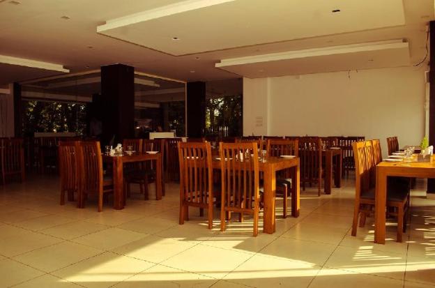 leela backwaters inn