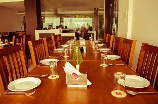 leela backwaters inn